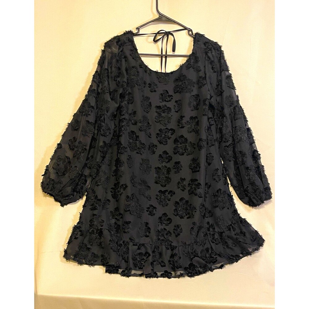Forever 21 Black Sheer Chiffon Floral Textured Round Neck Tie Back Blouse S